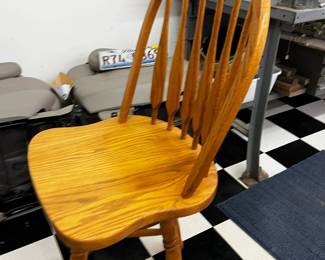 High stool. Looks like Ethan Allen but not marked. 