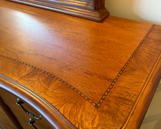 	#35	Thomasville dresser with mirror 12 drawers 75x22x40	 $300.00 				