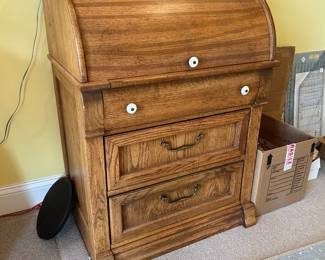 	#61	Oak roll top desk 27x19x39	 $80.00 				