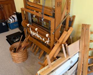 	#58	Harrisville Designs New Hampshire Loom	 $250.00 				