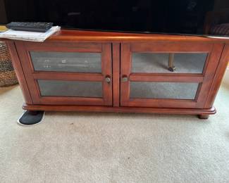 	#21	Cabinet 44x18x19	 $40.00 				