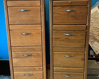 #29	Oak file cabinet 22x21x56 	 $50.00 				
#30	Oak file cabinet "with key" 22x21x56 	 SOLD				