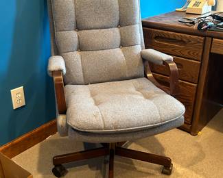 	#33	Executive desk chair	 $40.00 				