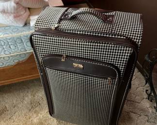 Suit Case