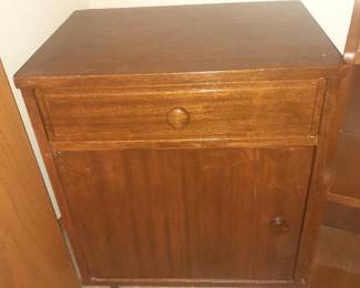Modern Mid Century side table. 1 drawer at top with storage on bottom