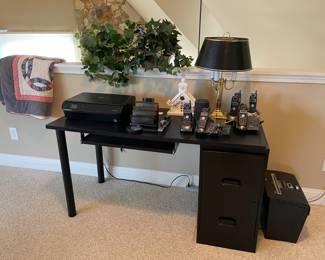 computer desk, office accessories, cordless phone set, paper shredder, HP printer