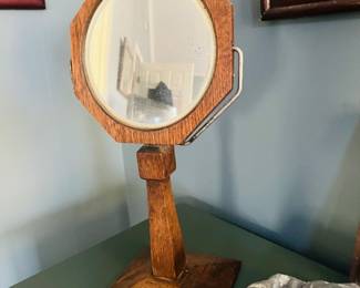 Antique gentlemen’s mirror