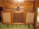 Hi-Fi Stereo