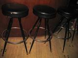 4 matching bar stools