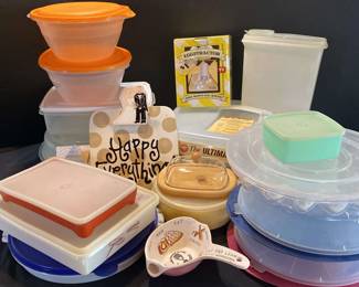 "Grandma's Attic" in Augusta, GA. Starts Closing Thu 2/8 at 8p. Pickup is Sat 2/10 from 11-3p. Please click here to view more photos, descriptions, and current bids:&nbsp;https://ctbids.com/estate-sale/26614