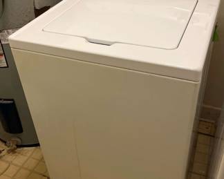 "Grandma's Attic" in Augusta, GA. Starts Closing Thu 2/8 at 8p. Pickup is Sat 2/10 from 11-3p. Please click here to view more photos, descriptions, and current bids:&nbsp;https://ctbids.com/estate-sale/26614