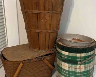 "Grandma's Attic" in Augusta, GA. Starts Closing Thu 2/8 at 8p. Pickup is Sat 2/10 from 11-3p. Please click here to view more photos, descriptions, and current bids:&nbsp;https://ctbids.com/estate-sale/26614