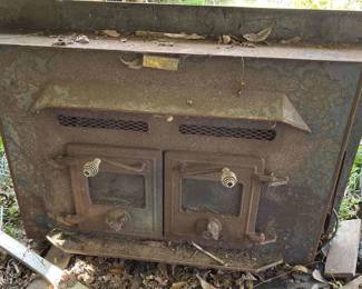 "Grandma's Attic" in Augusta, GA. Starts Closing Thu 2/8 at 8p. Pickup is Sat 2/10 from 11-3p. Please click here to view more photos, descriptions, and current bids:&nbsp;https://ctbids.com/estate-sale/26614