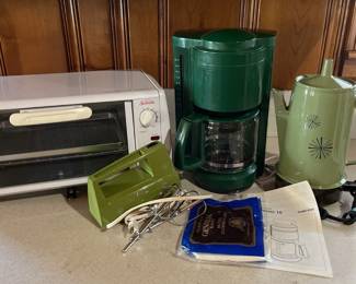 "Grandma's Attic" in Augusta, GA. Starts Closing Thu 2/8 at 8p. Pickup is Sat 2/10 from 11-3p. Please click here to view more photos, descriptions, and current bids:&nbsp;https://ctbids.com/estate-sale/26614