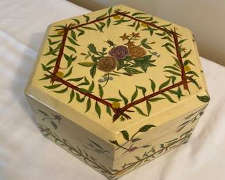 Maitland Smith six sided box