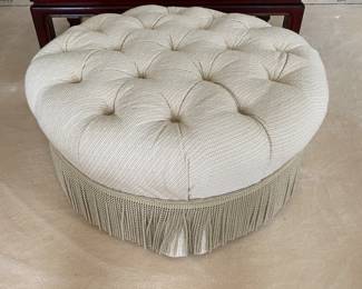 Round upholstered ottoman - PRISTINE!