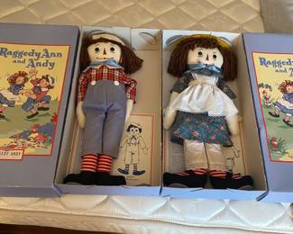 Raggedy Ann & Andy w/boxes