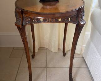 Antique table - carved wood legs