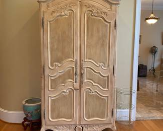Henredon armoire
