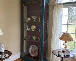 EXCELLENT Chinoiserie display cabinet - 7'7"
