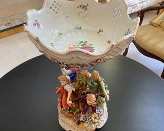 LARGE Antique porcelain centerpiece w/ 4 figures
