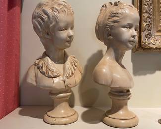 Pair busts