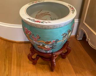 Fishbowl jardiniere on stand