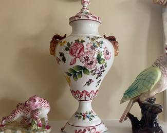 Chelsea House vase w/lid - one of two