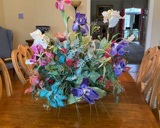 LARGE floral arrangement