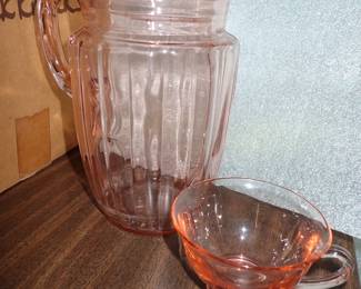 PINK PITCHER & CUPS