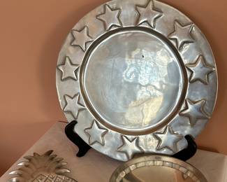 Round platter, pineapple serving piece and bowl with inlay!