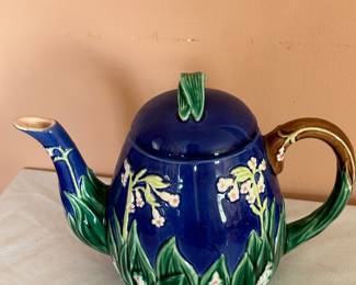 Majolica  Tea Pot!