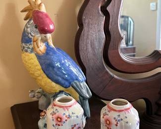 Large colorful Cockatoo! 