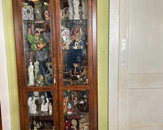 Detailed Honey Oak Display Case!!!