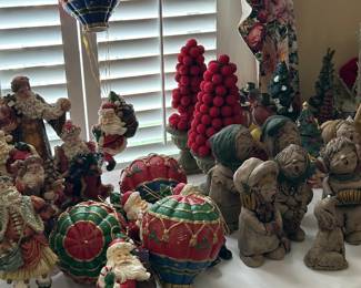 Hot Air Balloon Santas!