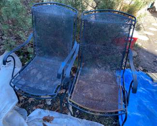 Pair of metal chairs 