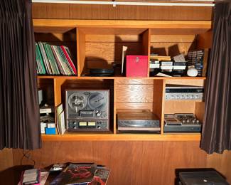 Marantz full stereo system includes speakers not shown.