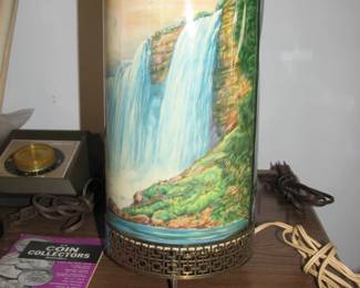 nice spinning motion lamp (works)