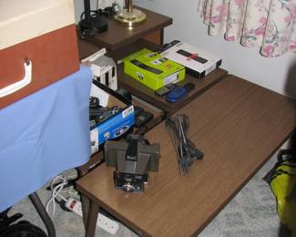 2 matching  mid century end tables and matching coffee table