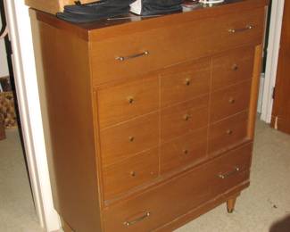 tall dresser, see previous pic for matching dresser and mirror