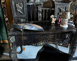 Chinese dragon desk