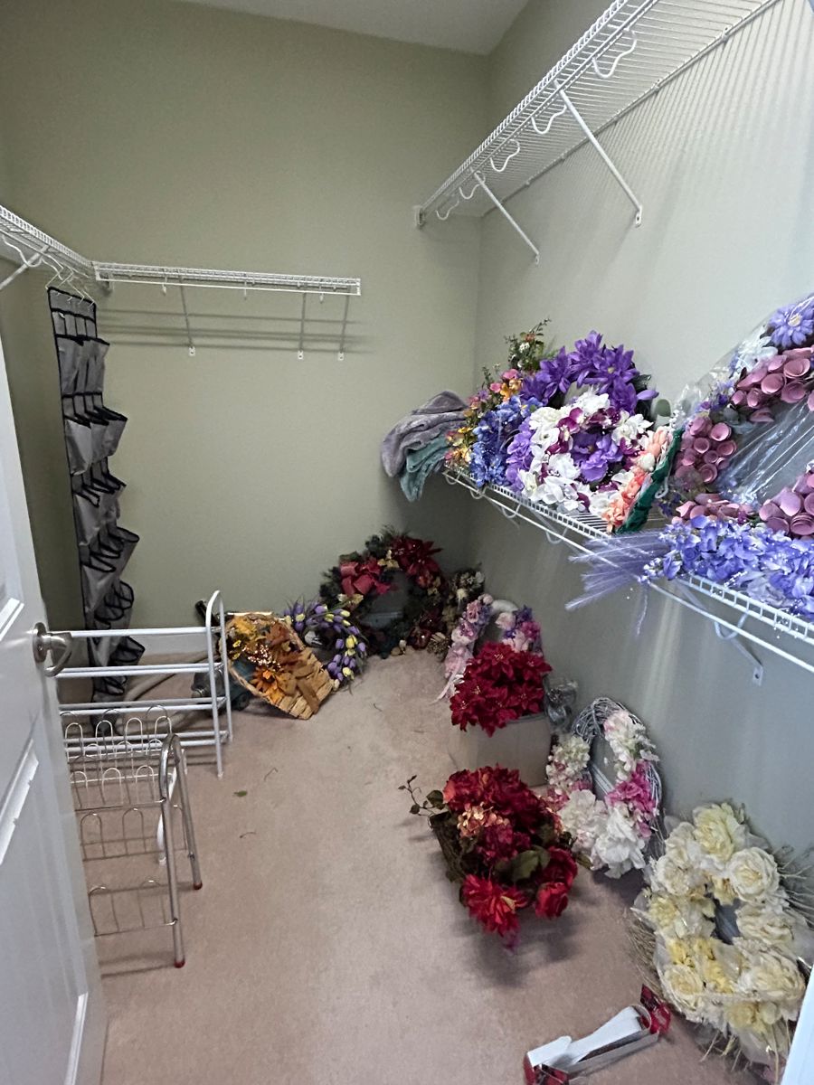 Estate Sale Ooltewah starts on 2/9/2024