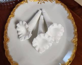 Milk Glass Tussy Mussy