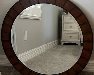 Round Mirror