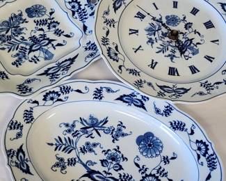 Blue Danube "Blue Onion" dishes