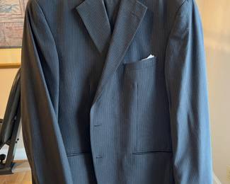 Men’s suit size 44