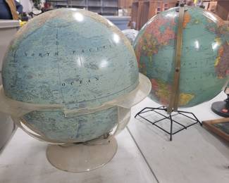 Vintage lighted globes