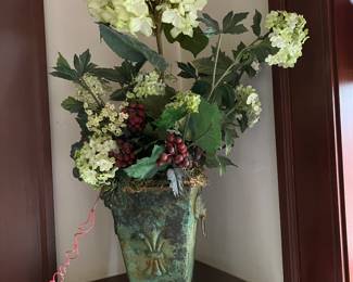 floral arrangement in a pot