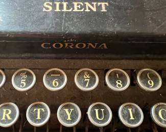 Silent corona Typewritter