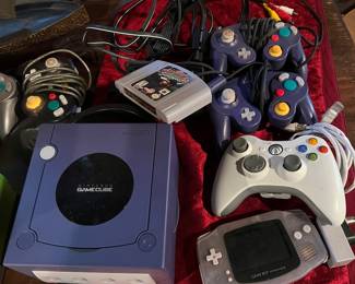 Game cube and controllers